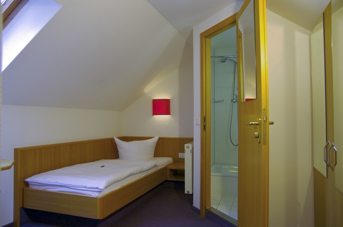 Imagen de la habitación del Hotel Park Eckersbach. Foto 15