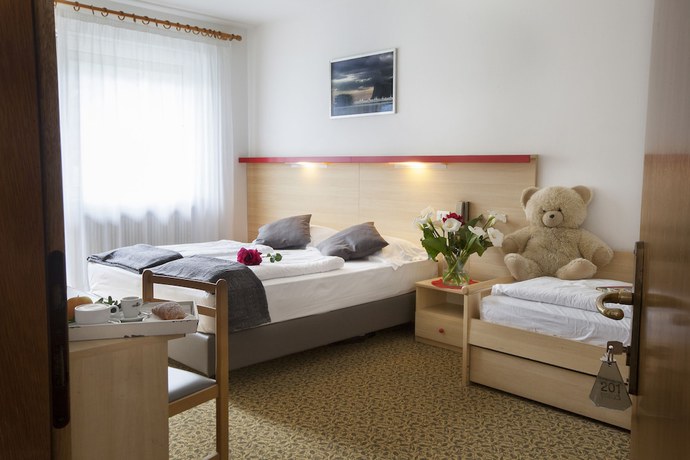 Imagen de la habitación del Hotel Park Eden, Torbole Sul Garda. Foto 12