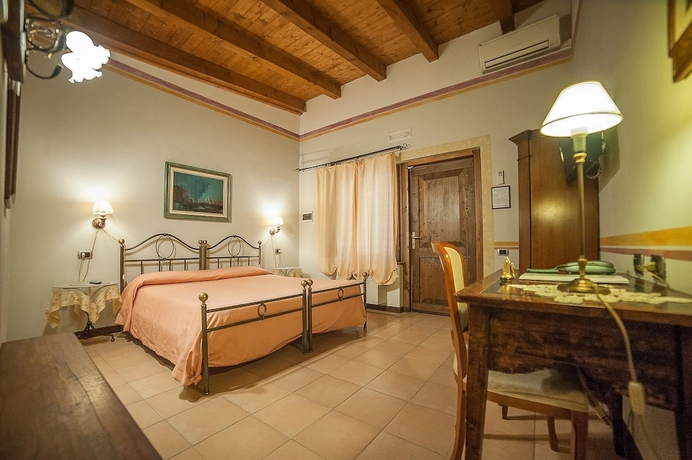 Imagen de la habitación del Hotel Park Elefante. Foto 7