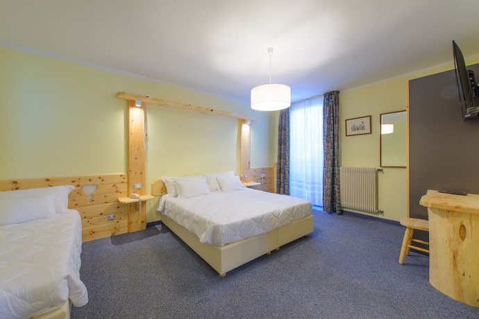 Imagen de la habitación del Hotel Park Faloria. Foto 11