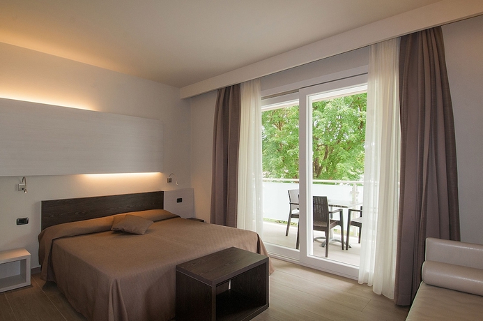 Imagen de la habitación del Hotel Park Gallanti Holiday Village. Foto 5