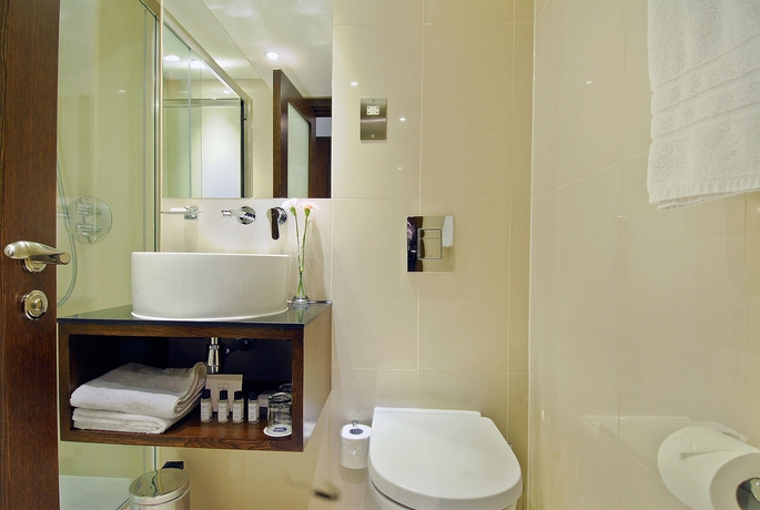 Imagen de la habitación del Hotel Park Grand London Kensington. Foto 9