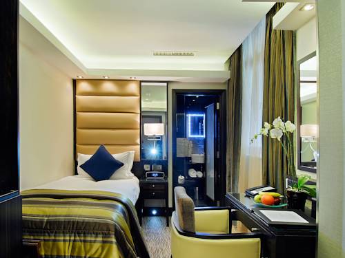 Imagen de la habitación del Hotel Park Grand Mayfair. Foto 7