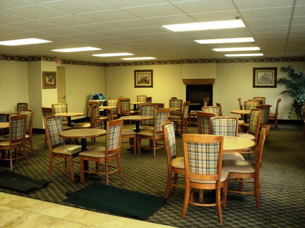 Imagen del bar/restaurante del Hotel Park Grove Inn. Foto 5