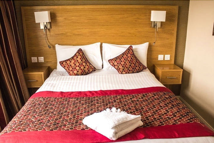 Imagen de la habitación del Hotel Park Hall and Spa Wolverhampton. Foto 6