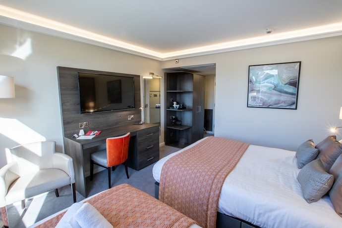 Imagen de la habitación del Hotel Park Hall and Spa Wolverhampton. Foto 18