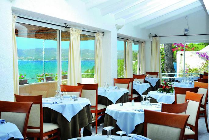 Imagen del bar/restaurante del Hotel Park Hotel (Baia Sardinia). Foto 4