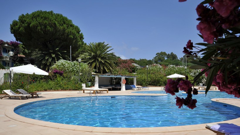 Imagen de la piscina del Hotel Park Hotel (Baia Sardinia). Foto 16