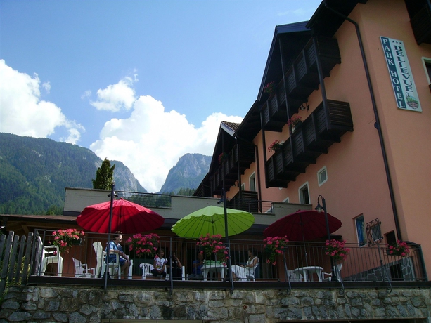 Imagen de los exteriores del Hotel Park Hotel Bellevue, Folgarida. Foto 6