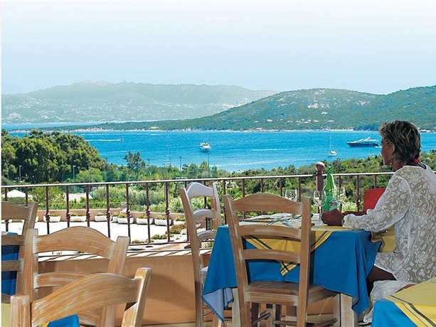 Imagen general del Hotel Park Hotel Cala Di Lepre & Spa. Foto 6