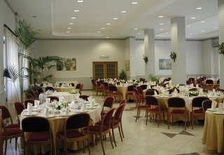 Imagen del bar/restaurante del Hotel Park Hotel Helios. Foto 3