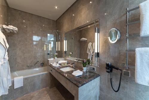 Imagen de la habitación del Hotel Park Hotel & Spa Katharina. Foto 9