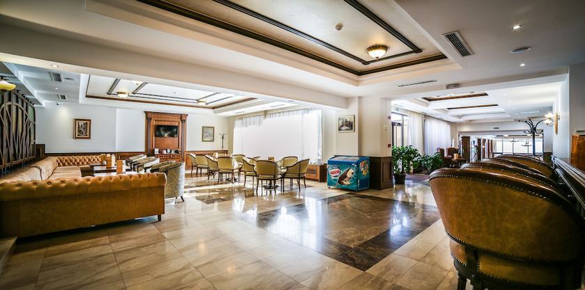 Imagen del bar/restaurante del Hotel Park Hotel and SPA Vella Hills. Foto 2