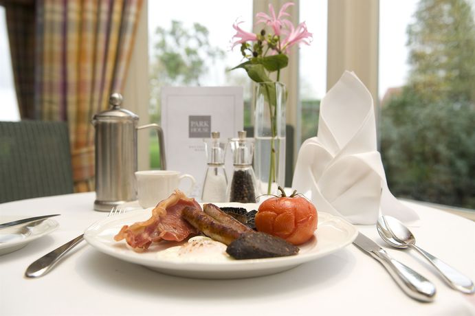 Imagen de los exteriores del Hotel Park House, Midhurst. Foto 12