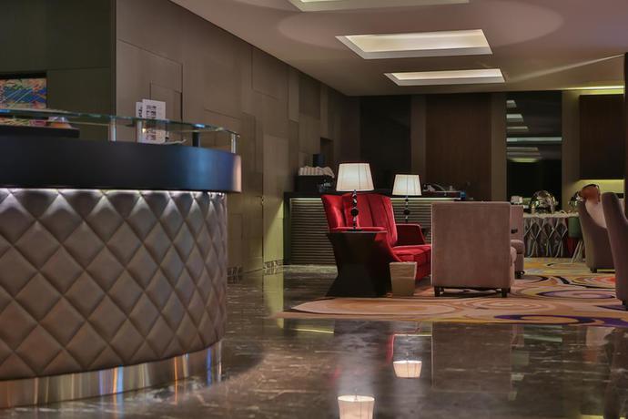 Imagen de los interiores del Hotel Park House Suite. Foto 7