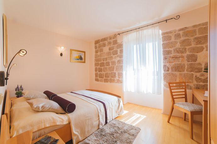 Imagen de la habitación del Hotel Park Hvar. Foto 18