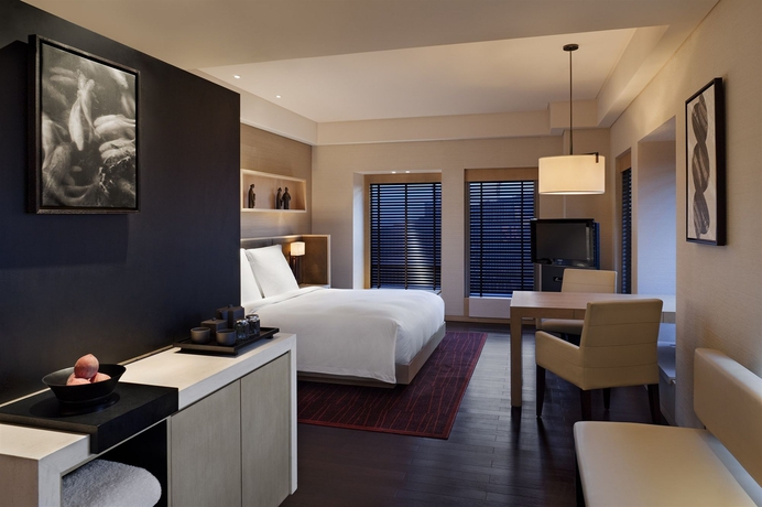 Imagen de la habitación del Hotel Park Hyatt Beijing. Foto 4
