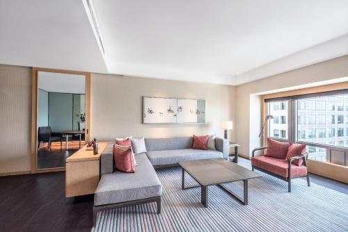 Imagen de la habitación del Hotel Park Hyatt Beijing. Foto 8