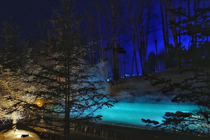 Imagen de la piscina del Hotel Park Hyatt Changbaishan. Foto 19