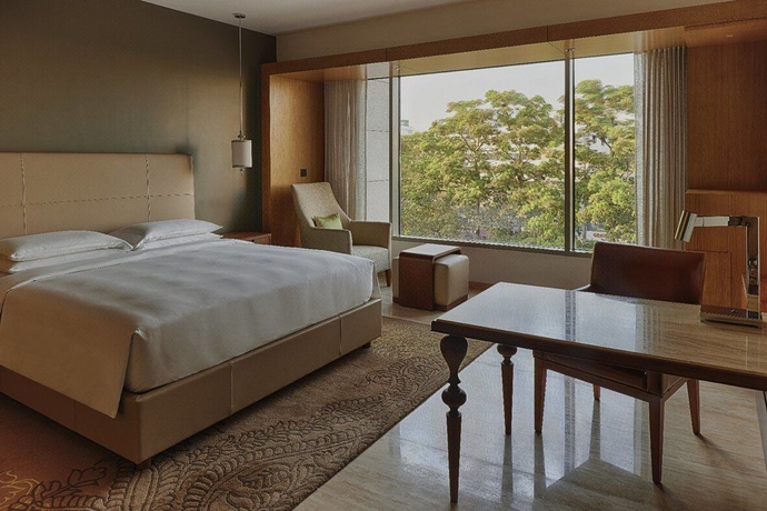 Imagen de la habitación del Hotel Park Hyatt Chennai. Foto 4