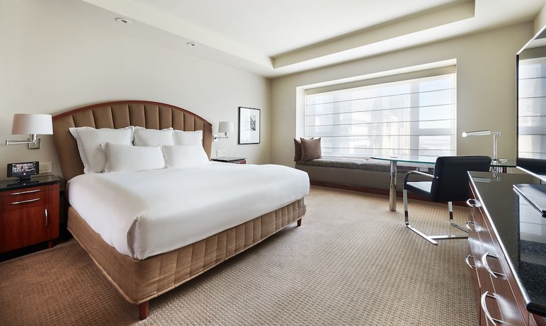 Imagen de la habitación del Hotel Park Hyatt Chicago. Foto 1