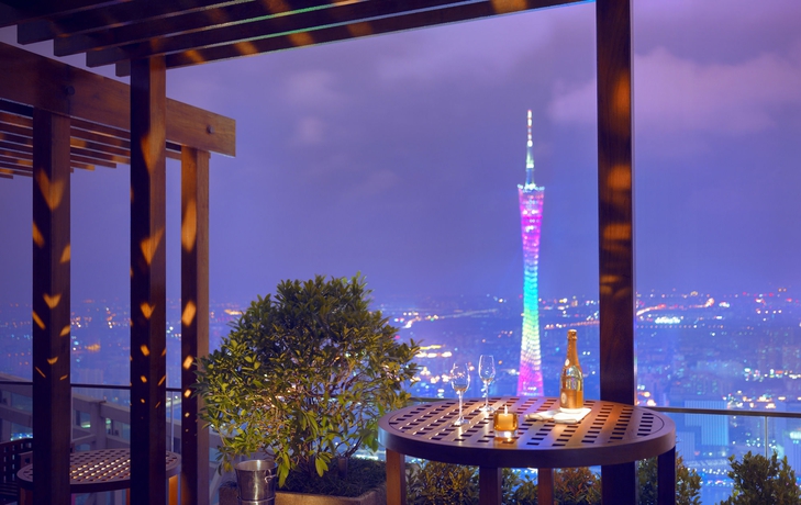 Imagen del bar/restaurante del Hotel Park Hyatt Guangzhou. Foto 3