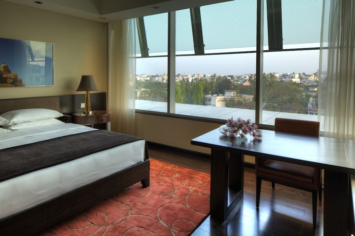 Imagen de la habitación del Hotel Park Hyatt Hyderabad. Foto 11