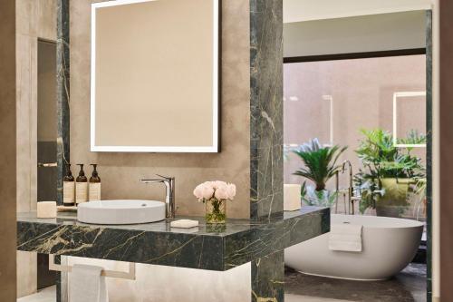 Imagen de la habitación del Hotel Park Hyatt Marrakech. Foto 18