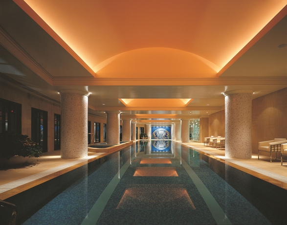 Imagen de la piscina del Hotel Park Hyatt Melbourne. Foto 16
