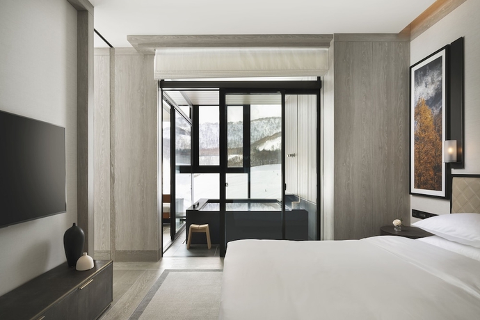Imagen de la habitación del Hotel Park Hyatt Niseko Hanazono. Foto 6