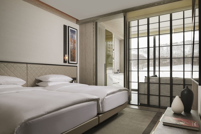 Imagen de la habitación del Hotel Park Hyatt Niseko Hanazono. Foto 17