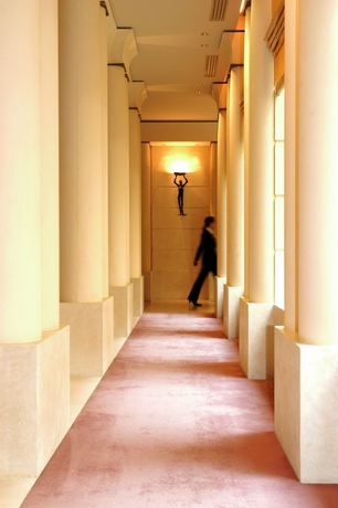Imagen de los interiores del Hotel Park Hyatt Paris - Vendome. Foto 14