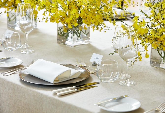 Imagen del bar/restaurante del Hotel Park Hyatt Saigon. Foto 2