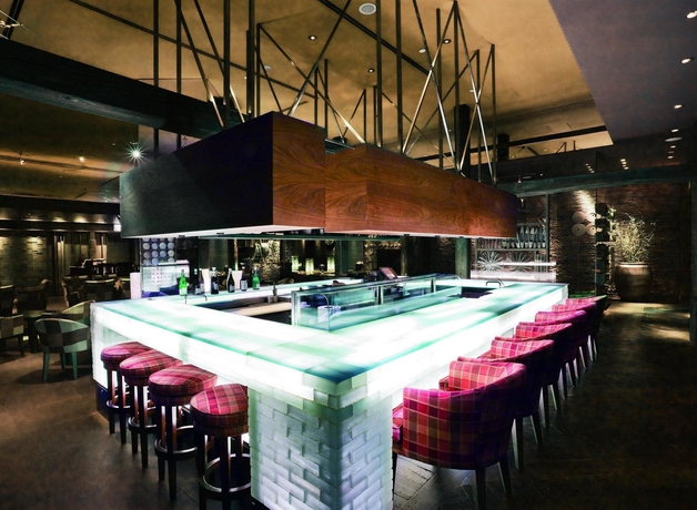 Imagen del bar/restaurante del Hotel Park Hyatt Seoul. Foto 2