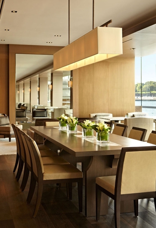 Imagen del bar/restaurante del Hotel Park Hyatt Sydney. Foto 2