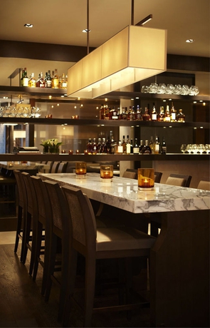 Imagen del bar/restaurante del Hotel Park Hyatt Sydney. Foto 6