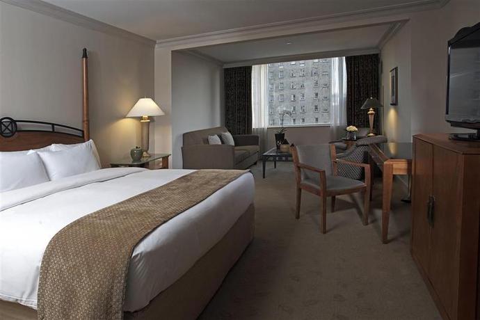Imagen de la habitación del Hotel Park Hyatt Toronto. Foto 8