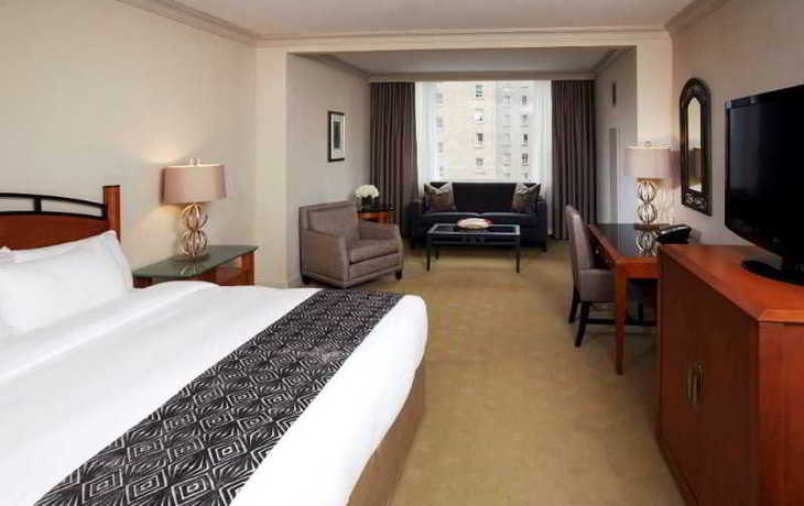 Imagen de la habitación del Hotel Park Hyatt Toronto. Foto 12