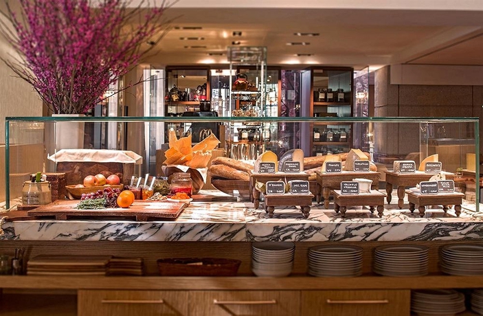 Imagen del bar/restaurante del Hotel Park Hyatt Washington. Foto 6