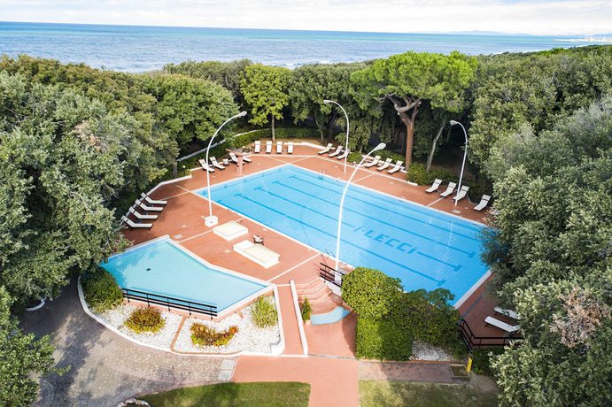 Imagen de la piscina del Hotel Park I Lecci. Foto 20