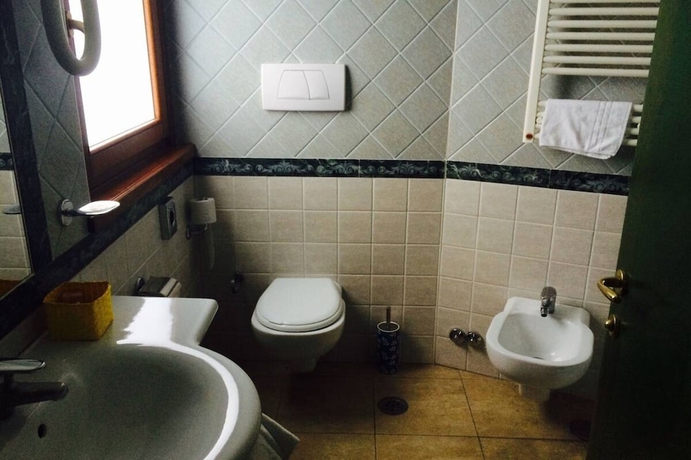 Imagen de la habitación del Hotel Park Imperatore Adriano. Foto 16