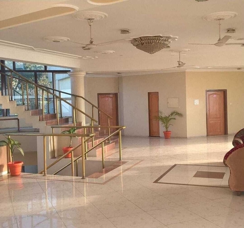 Imagen de los interiores del Hotel Park In By Jolly Plaza. Foto 15
