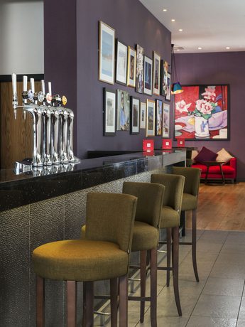 Imagen del bar/restaurante del Hotel Park Inn By Radisson Aberdeen. Foto 9