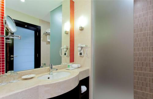 Imagen de la habitación del Hotel Park Inn By Radisson Al Khobar. Foto 13