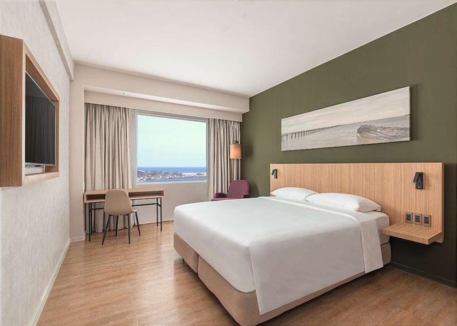 Imagen de la habitación del Hotel Park Inn By Radisson Bacolod. Foto 5