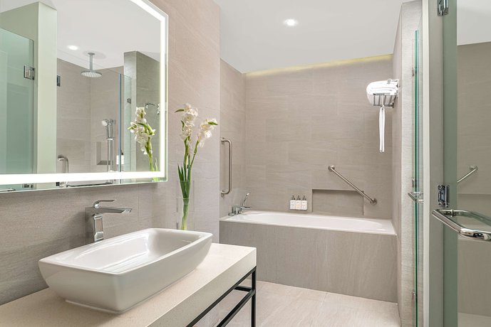 Imagen de la habitación del Hotel Park Inn By Radisson Bacolod. Foto 10