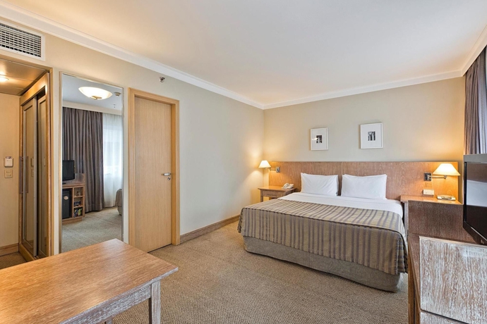 Imagen de la habitación del Hotel Park Inn By Radisson Berrini. Foto 8