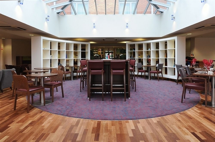 Imagen de los interiores del Hotel Park Inn By Radisson Birmingham Walsall. Foto 13