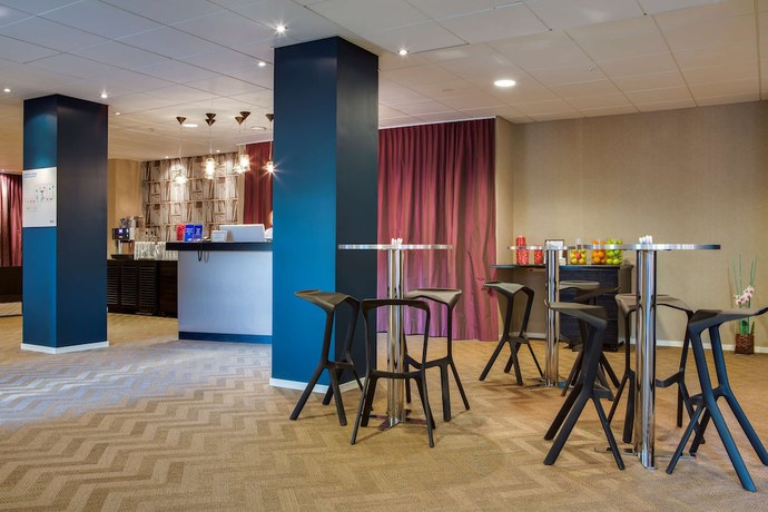 Imagen de los interiores del Hotel Park Inn By Radisson Bournemouth. Foto 11