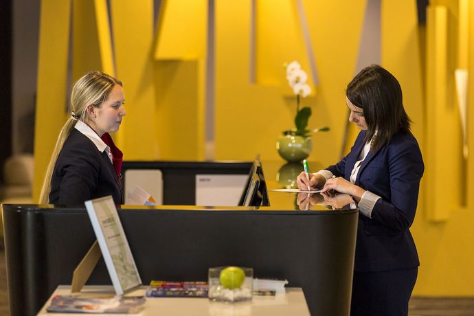 Imagen de los interiores del Hotel Park Inn By Radisson Budapest. Foto 18